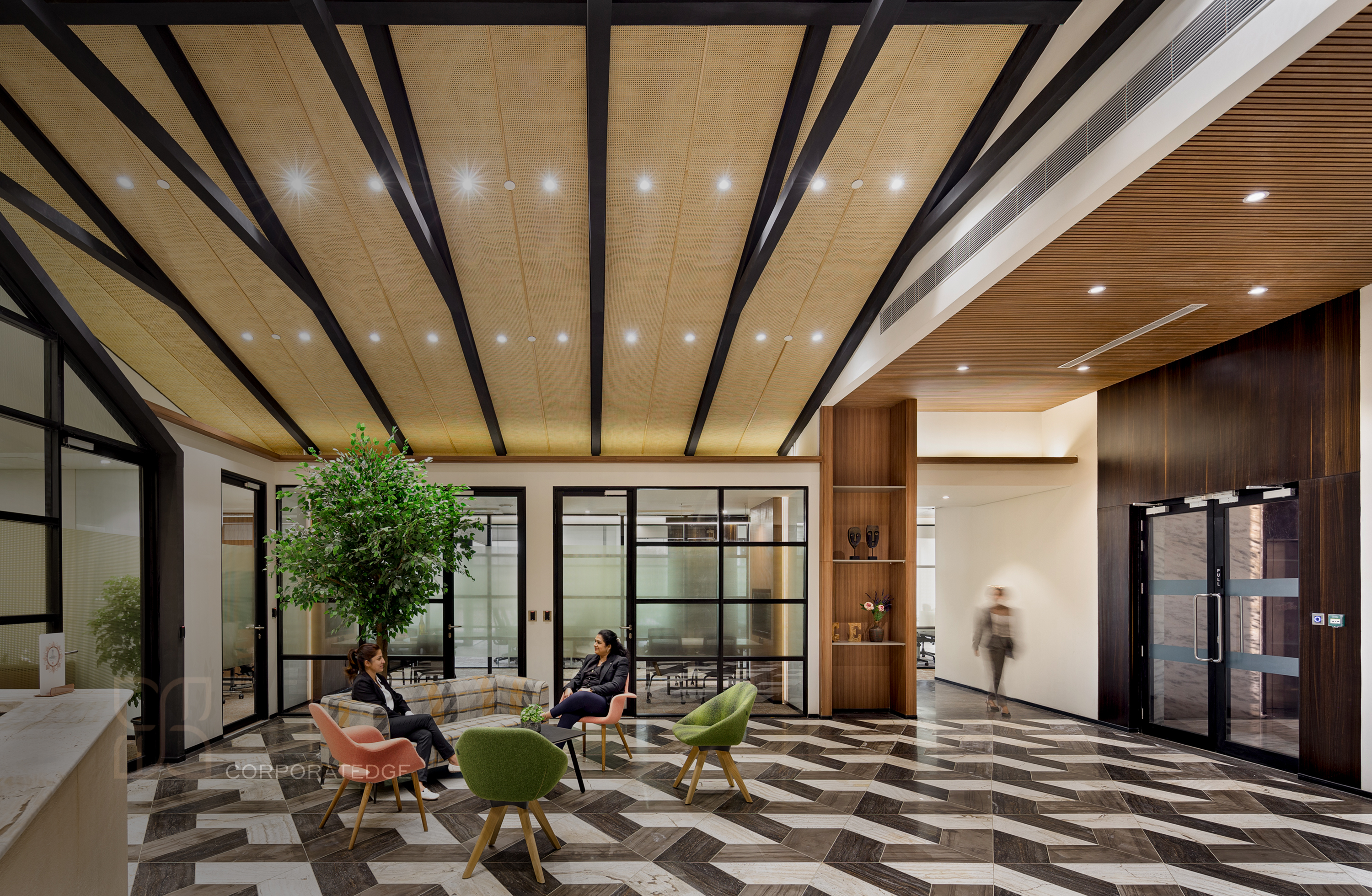 Shared vs Serviced Office